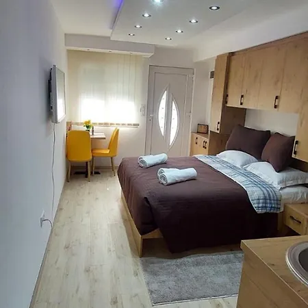 Berta * Tuzla